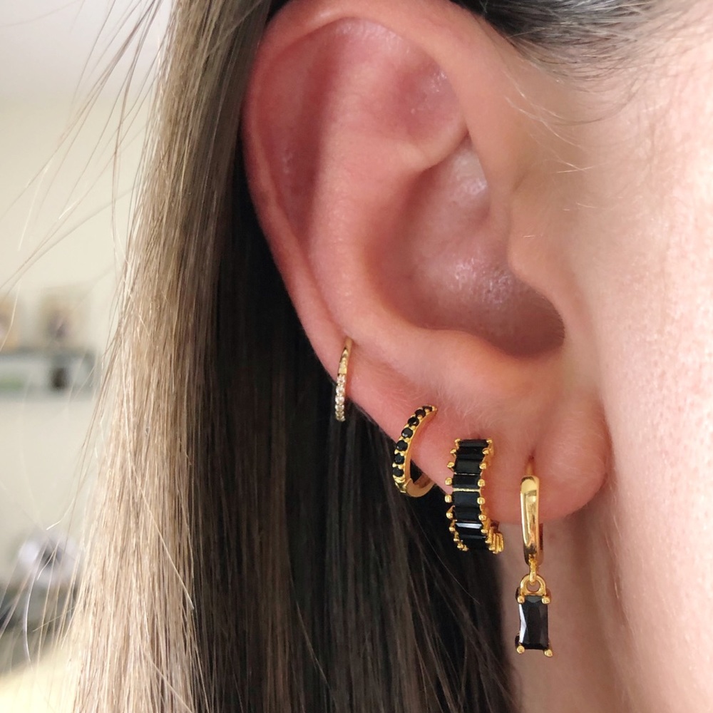 New! “Jasmine” Black/Gold Drop Earrings - Picture 5 of 5